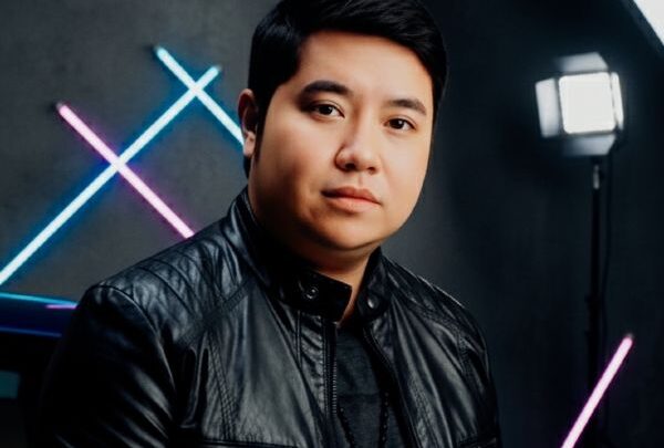DJ Aljur Gomez Illuminates the Airwaves with Uplifting New Single Reach for the Light